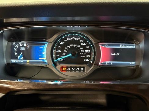 Used 2018 Ford Taurus Limited image 22