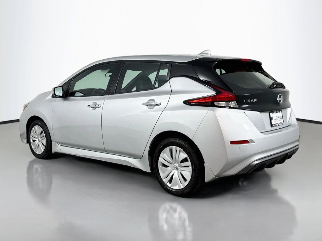 Used 2025 Nissan Leaf S FWD image 8