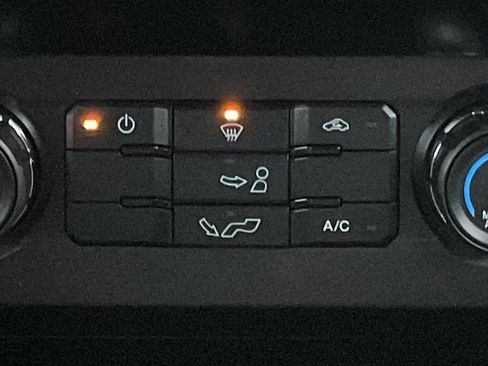 Used 2020 Ford F150 XLT image 15