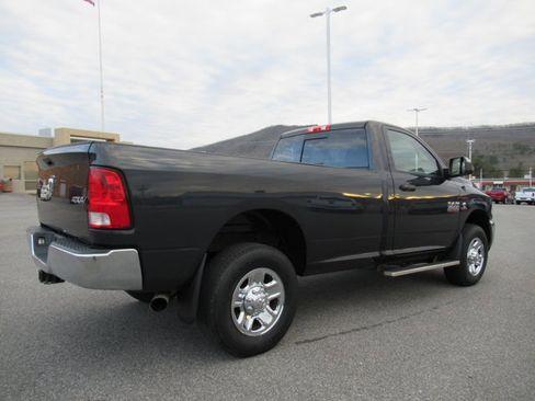 Used 2017 RAM 3500 Tradesman w/ Chrome Appearance Group image 7