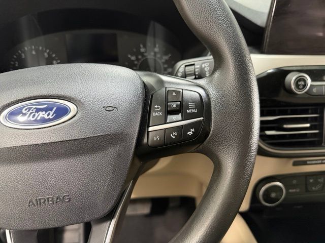 Used 2022 Ford Escape SE AWD/4WD image 14