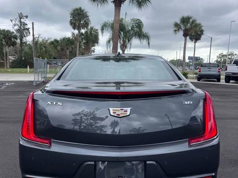 Used 2018 Cadillac XTS Luxury image 6