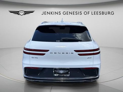 Used 2026 Genesis GV70 2.5T AWD/4WD image 6