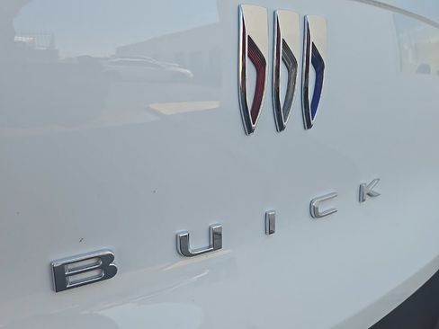 Certified 2026 Buick Envista Preferred FWD image 36