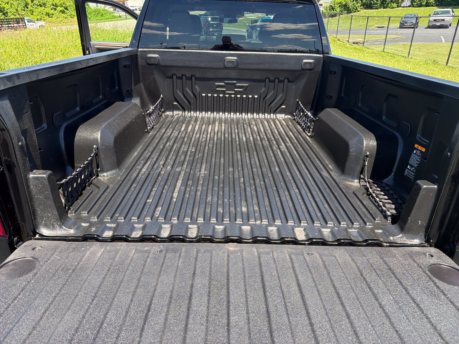 Used 2023 Chevrolet Silverado 1500 RST AWD/4WD image 23