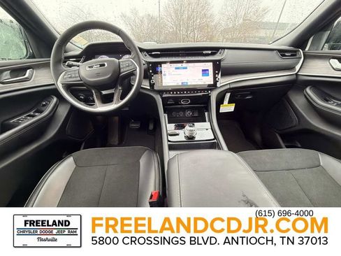 New 2026 Jeep Grand Cherokee Altitude AWD/4WD image 17