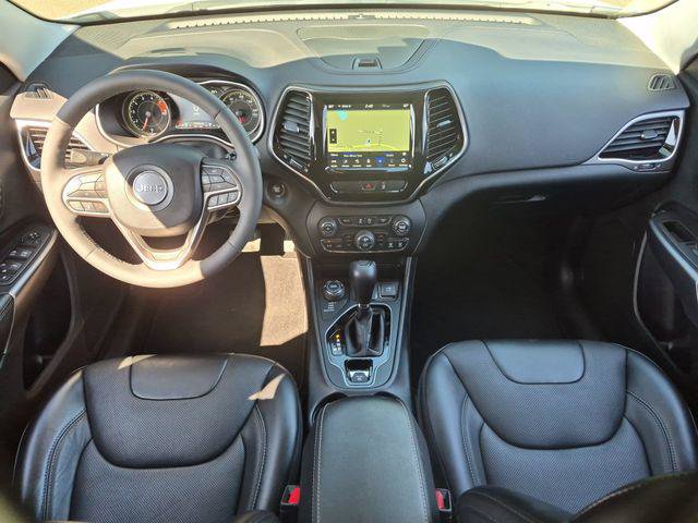Certified 2022 Jeep Cherokee Limited w/ Elite Package AWD/4WD image 19