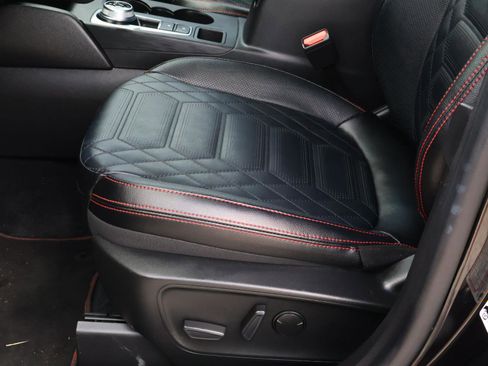 Used 2023 Ford Escape ST-Line Elite w/ Premium Technology Package image 16