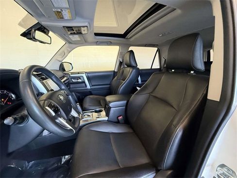 Used 2022 Toyota 4Runner Limited image 2