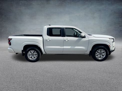 Used 2022 Nissan Frontier SV image 17