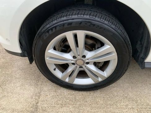 Used 2015 Mercedes-Benz ML 350 4MATIC image 23