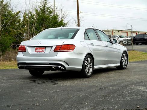 Used 2016 Mercedes-Benz E 350 Sedan image 6