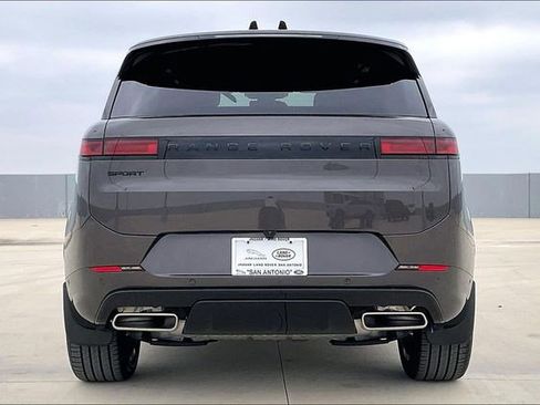 New 2026 Land Rover Range Rover Sport Dynamic SE image 4