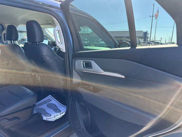 Used 2026 Ford Explorer Active w/ Active Comfort Package RWD image 17