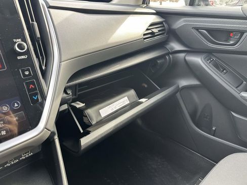 Certified 2025 Subaru Crosstrek 2.0i Premium image 17