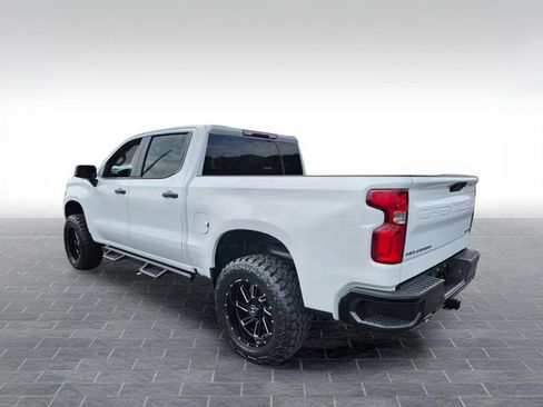 Used 2021 Chevrolet Silverado 1500 Custom Trail Boss AWD/4WD image 5