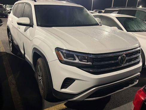 Used 2021 Volkswagen Atlas SE image 4