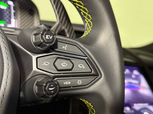 Used 2026 Lamborghini Revuelto AWD/4WD image 39