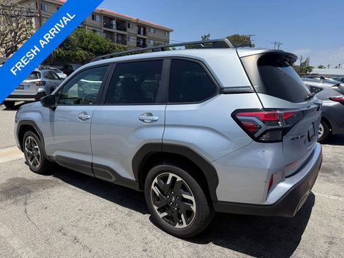Certified 2025 Subaru Forester Limited AWD/4WD image 4
