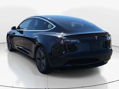 Used 2020 Tesla Model 3 Standard Range Plus RWD image 8