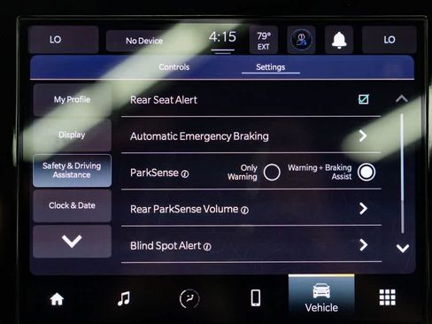 Used 2023 Jeep Grand Cherokee Laredo X AWD/4WD image 18