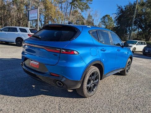 New 2024 Dodge Hornet R/T w/ R/T Blacktop Package image 5