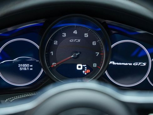 Used 2019 Porsche Panamera GTS image 39