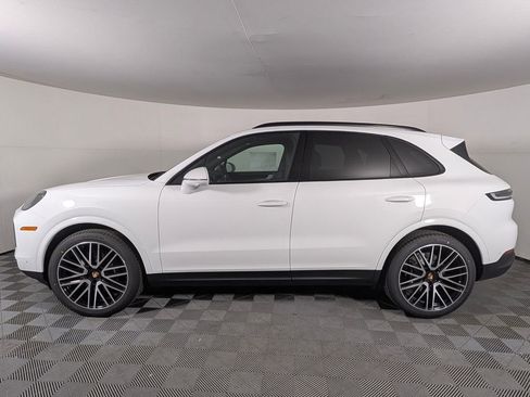 New 2026 Porsche Cayenne image 2