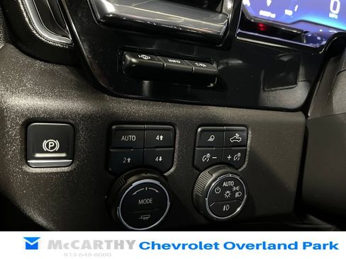 Used 2025 Chevrolet Silverado 1500 High Country w/ Technology Package AWD/4WD image 18