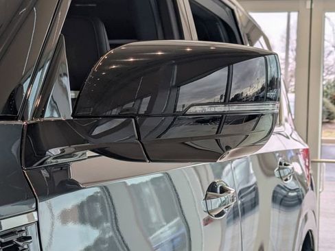 New 2026 Nissan Armada Platinum image 11