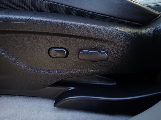 Used 2015 Buick Encore FWD image 12