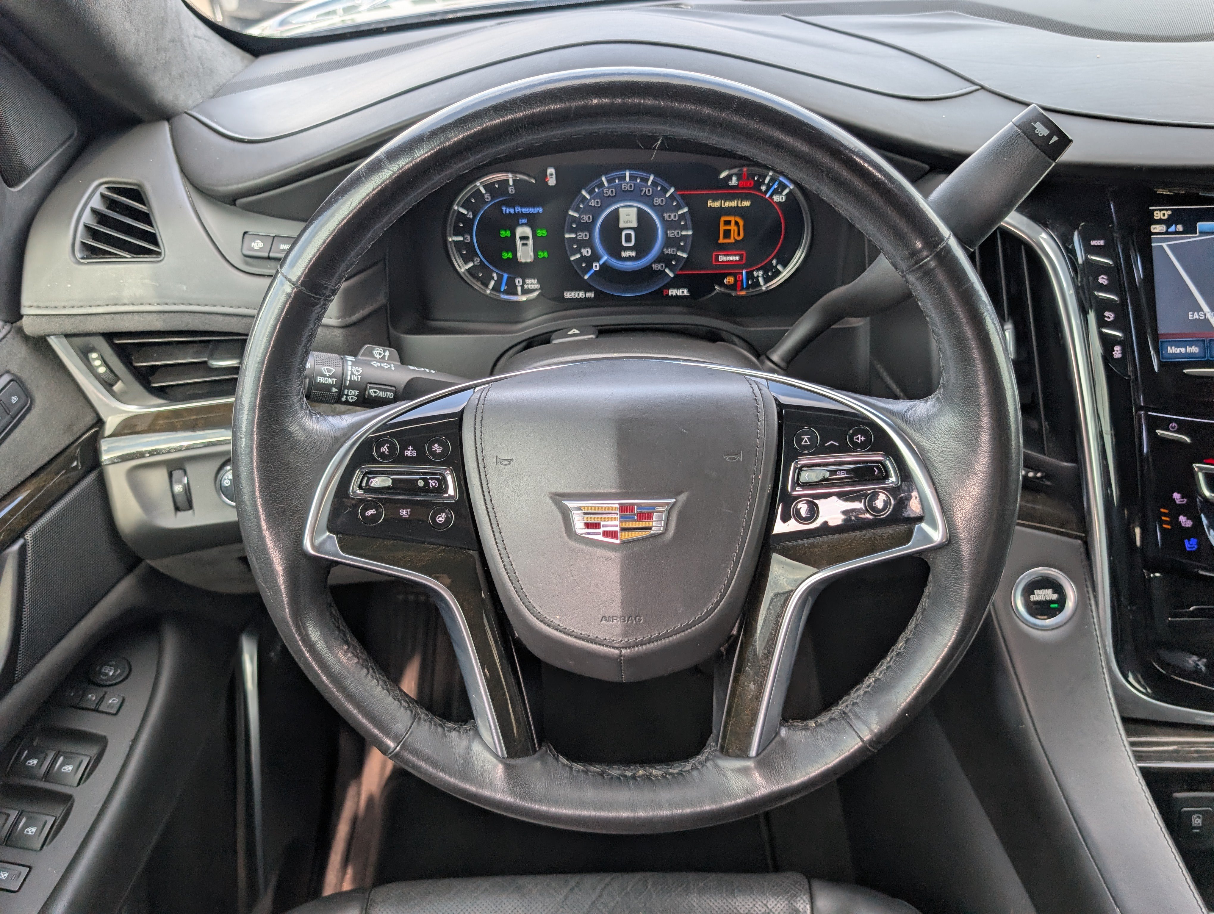 Used 2020 Cadillac Escalade Platinum AWD/4WD image 15