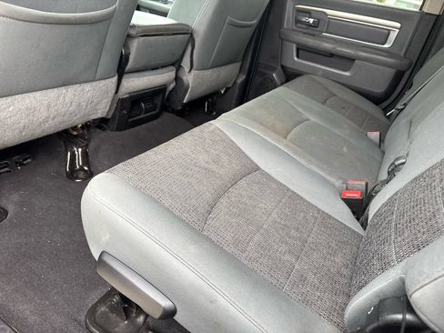 Used 2018 RAM 2500 Big Horn AWD/4WD image 28