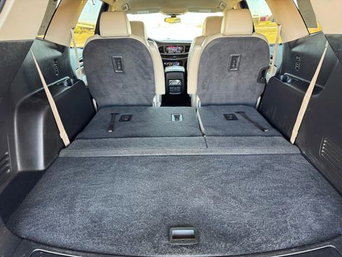 Used 2020 Buick Enclave Essence image 14