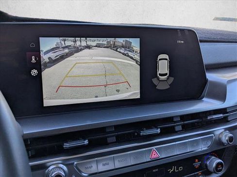 Used 2025 Kia Telluride LX image 16