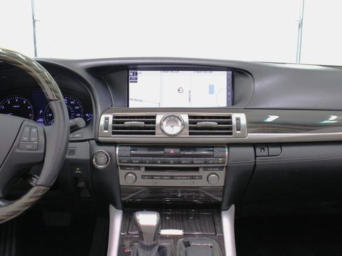 Used 2016 Lexus LS 460 image 56