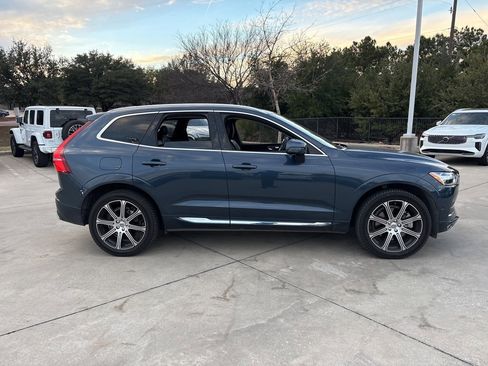 Used 2019 Volvo XC60 T6 Inscription image 4