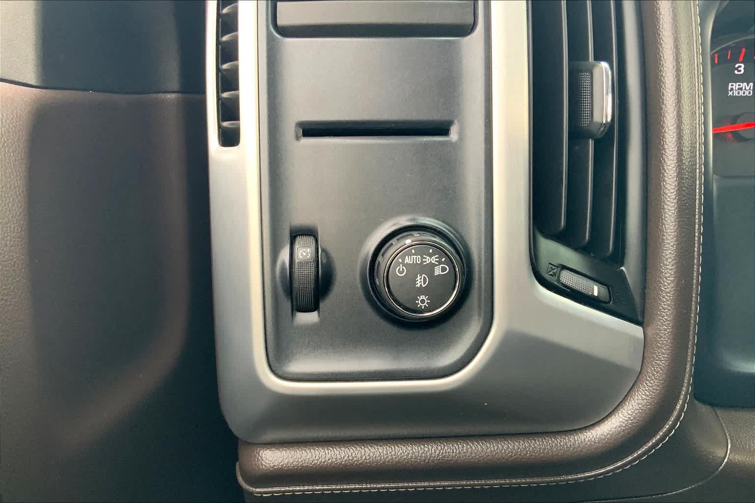 Used 2015 GMC Sierra 1500 SLE w/ Texas SLE Value Package RWD image 31