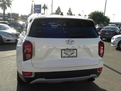 Used 2022 Hyundai Palisade SEL w/ 8P Bench Seat Package FWD image 11