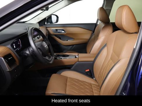 Used 2025 Nissan Rogue Platinum FWD image 13
