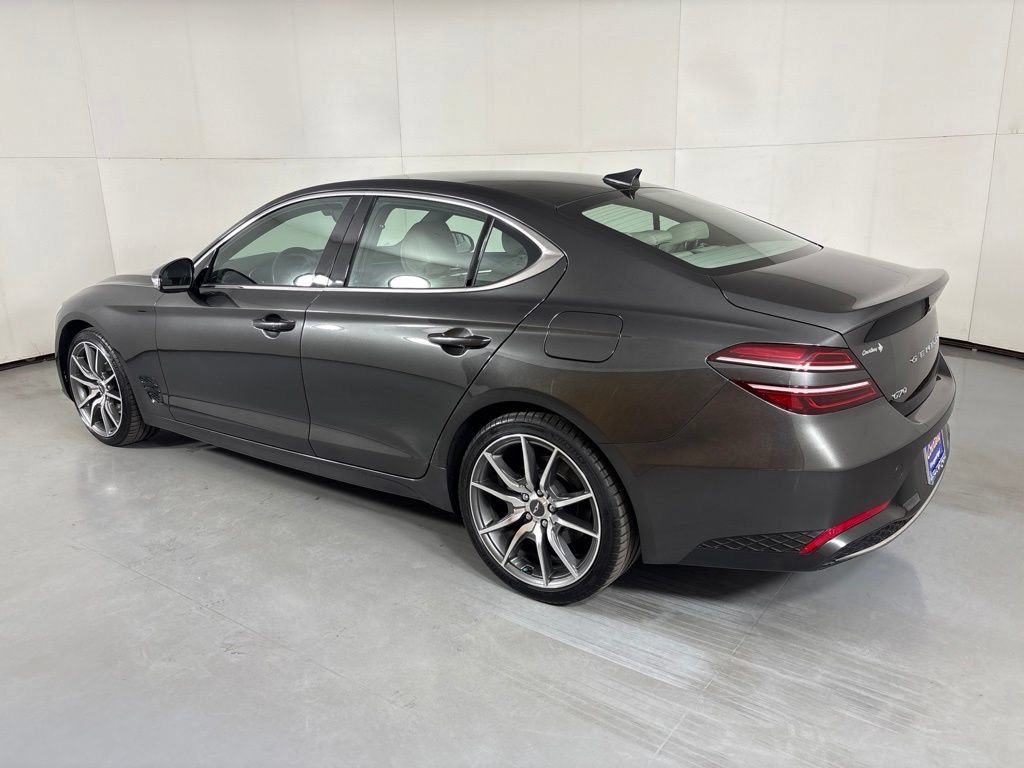 Used 2023 Genesis G70 2.0T RWD image 6