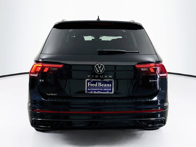 Certified 2024 Volkswagen Tiguan SE R-Line AWD/4WD image 7