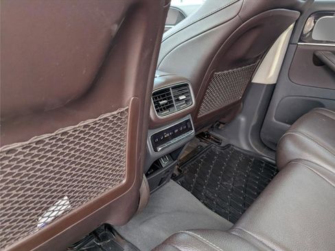 Used 2020 Mercedes-Benz GLS 450 4MATIC image 32