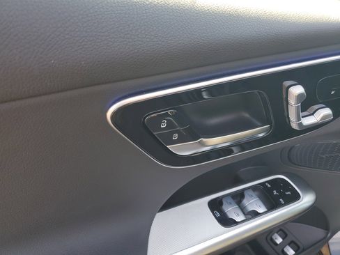 Certified 2025 Mercedes-Benz GLC 350e 4MATIC image 20