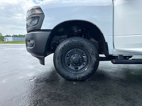 Used 2026 RAM 2500 Tradesman AWD/4WD image 36