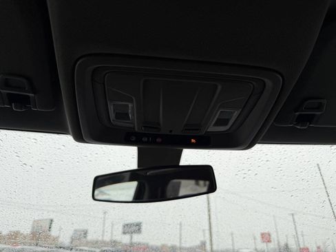 Used 2020 Chevrolet Silverado 3500 LT image 32