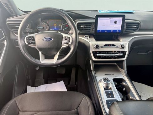 Used 2020 Ford Explorer XLT RWD image 10