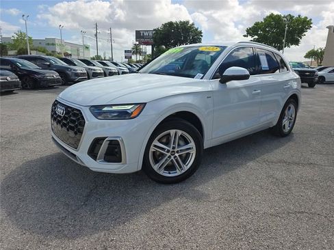 Used 2022 Audi Q5 e Premium image 26