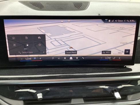 Used 2025 BMW X7 xDrive40i w/ Executive Package AWD/4WD image 23