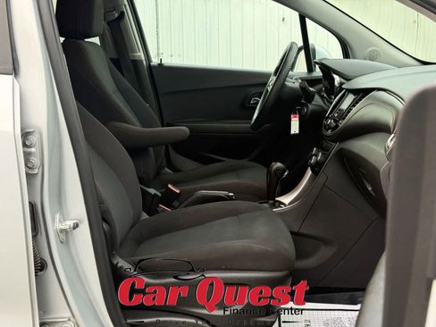 Used 2020 Chevrolet Trax LS w/ Tint and Cruise Package image 17